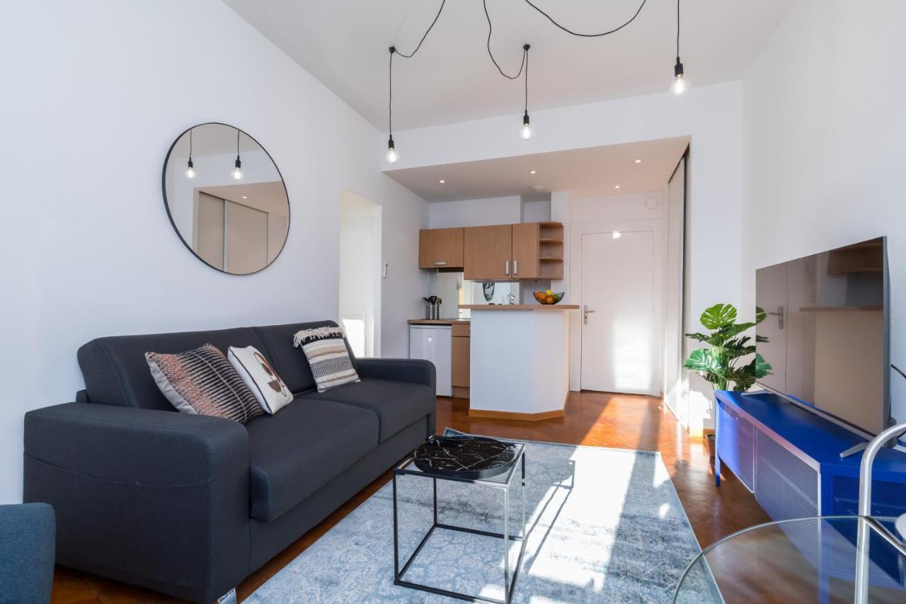 7 Medecin - Place Massena - 2p - Lumineux - Climatise Apartment *