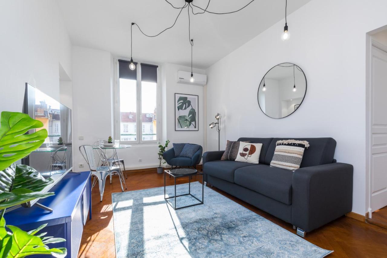 7 Medecin - Place Massena - 2p - Lumineux - Climatise *